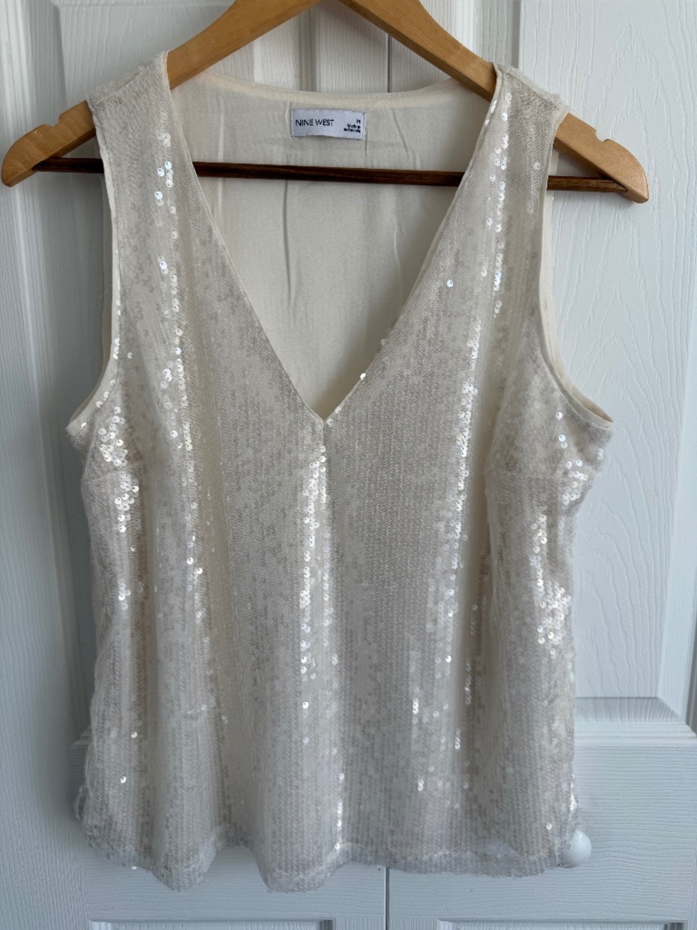 Nine West Ivory Sequin V-Neck Sleeveless Top